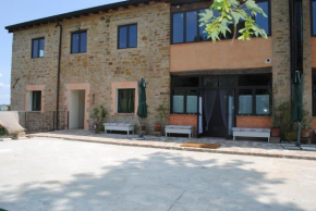 Гостиница Agriturismo Petrarosa  Невьяно Дельи Ардуини